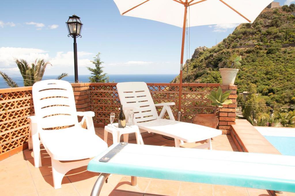 Casa Dei Sogni Taormina Bed & Breakfast エクステリア 写真
