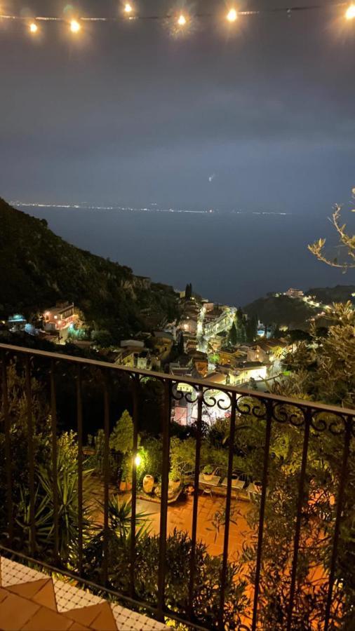 Casa Dei Sogni Taormina Bed & Breakfast エクステリア 写真